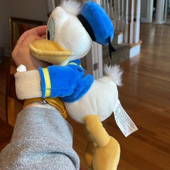 EXCLUSIVE DISNEY PARK DONALD DUCK SLAP BRACELET PLUSH (8”) - Picture 6 of 8